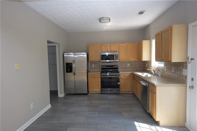 Photo - 483 Marsh Lake Rd SE