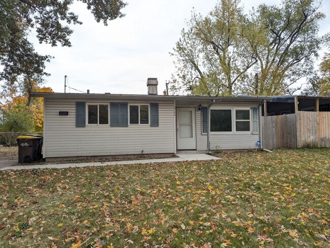 Building Photo - 2704 Cameron Ave