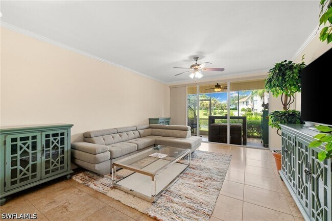 5045 Cedar Springs Dr Unit 103