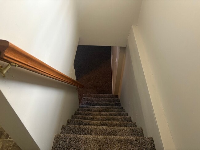 Photo - Beautiful 2 bedroom 1 bath with bonus room