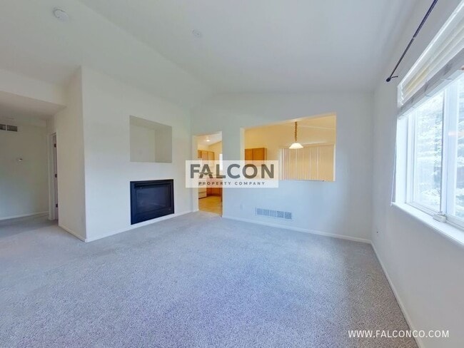 Photo - 14207 White Peak Dr