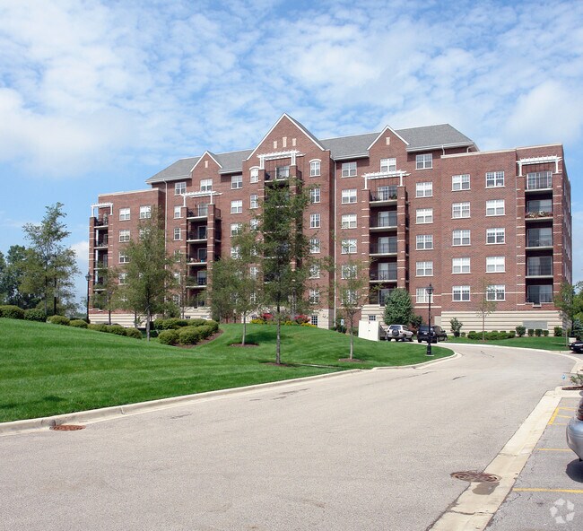 Photo - Groves of Palatine