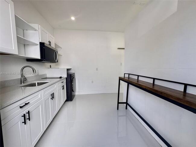 Photo - 15145 SW 30th St Unit 0