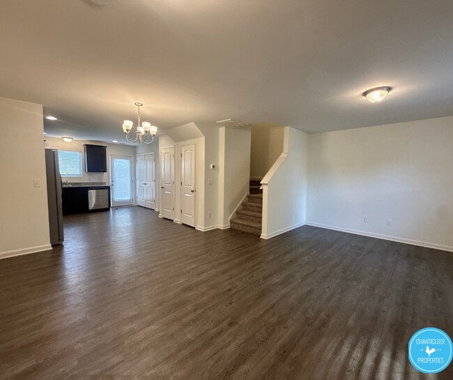 Photo - 1208 Haybrook Ln