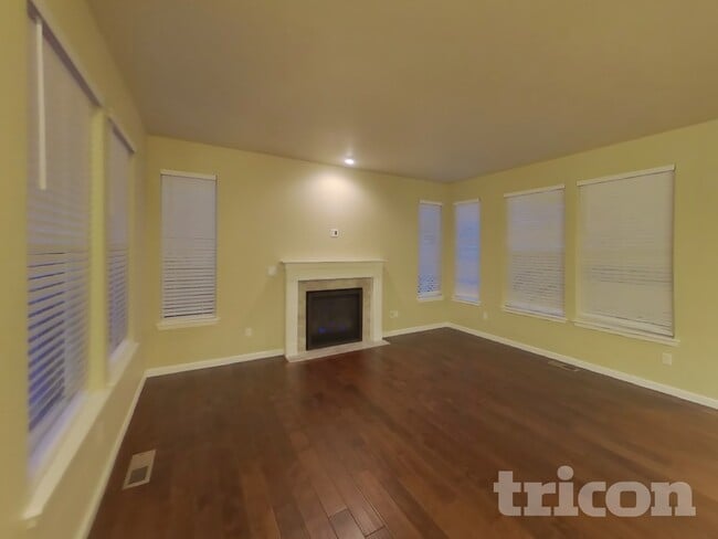 Photo - 4707 Natalee Dr SE