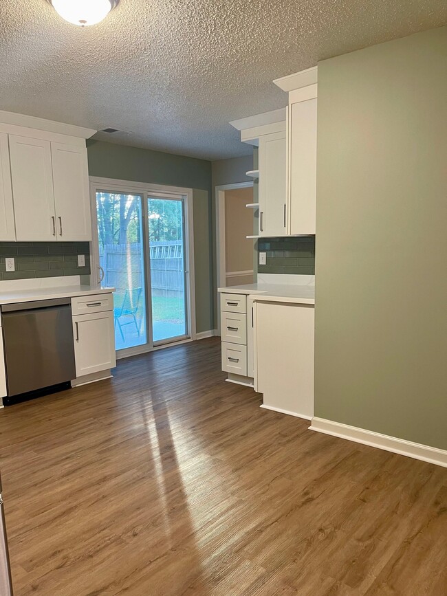 Photo - 105 Heber Trail