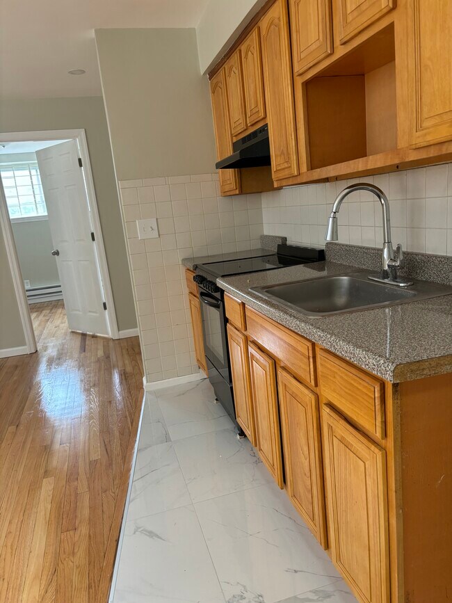 270 Stuyvesant Ave 1 - 272 Stuyvesant Ave Unidad 1