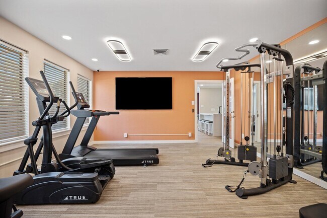 Photo - Oak City Apartments