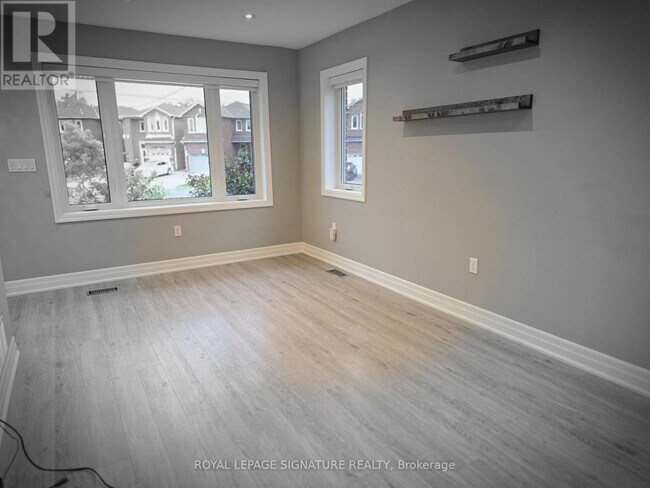Photo - 141 Phillip Ave