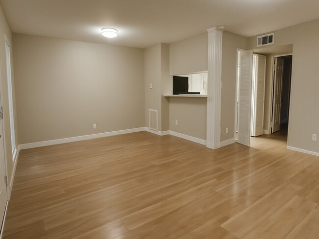 Photo - 6402 Del Monte Dr