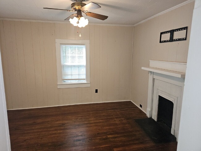Photo - Charming 2-Bedroom Home Near Downtown Lincolnton!