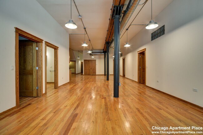 Photo - 123 N Jefferson St Unit 2R