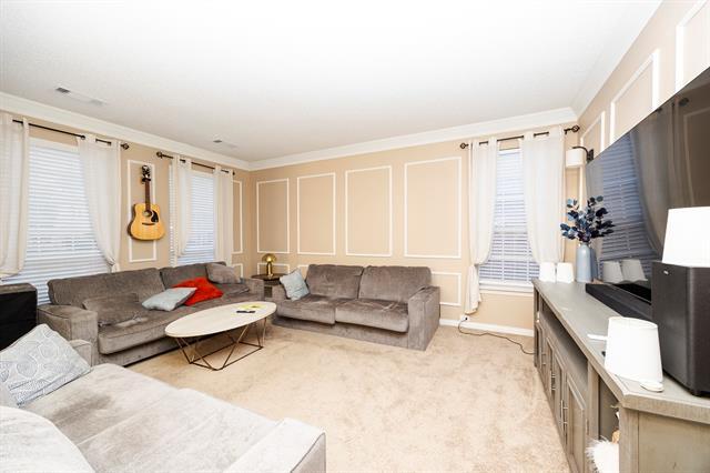 Photo - 2106 Hunter Pl Ln