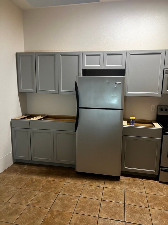 Photo - 211 Willey St