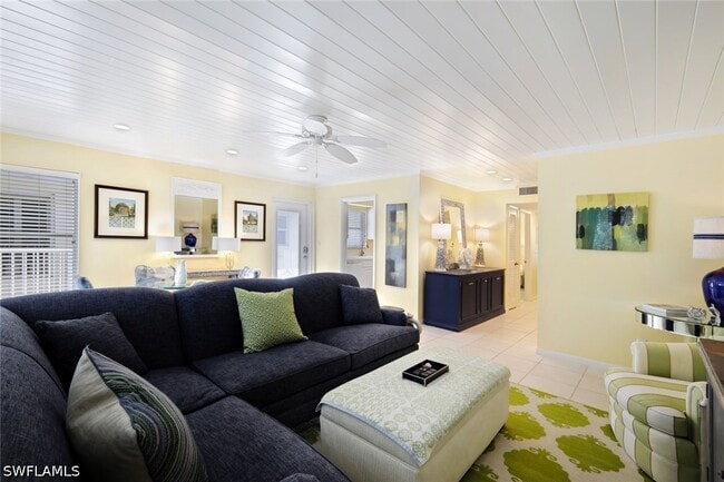 Photo - 286 4th St S Unidad 203