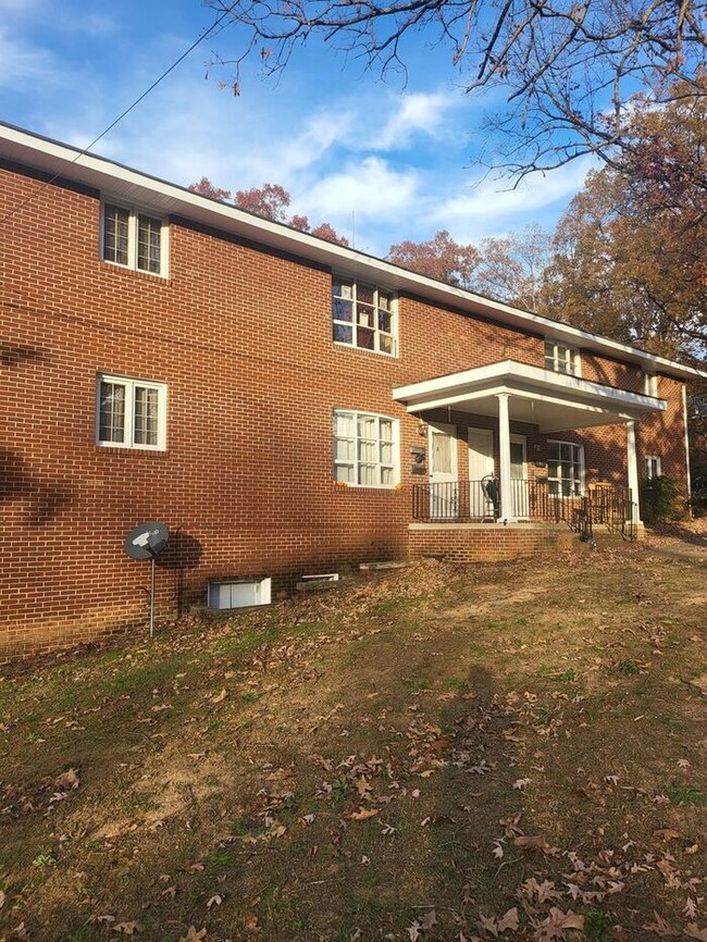 Large Apartment in Albemarle, NC - Large Apartment in Albemarle, NC