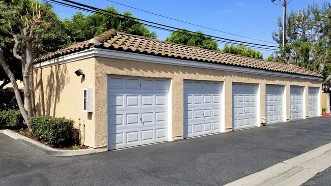Photo - Durfee Terrace Apartments