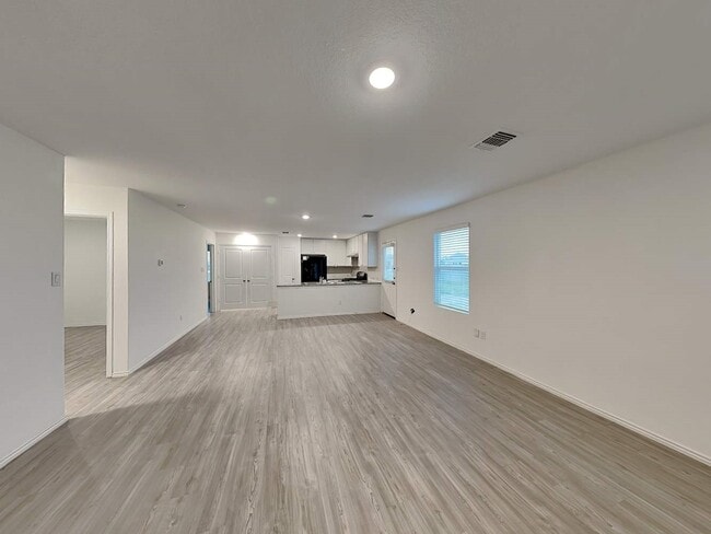 Photo - 6558 Runaway Row