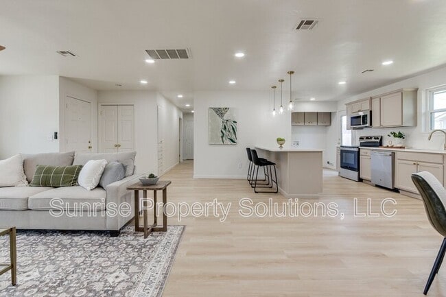 Photo - 1309 NW 106th St