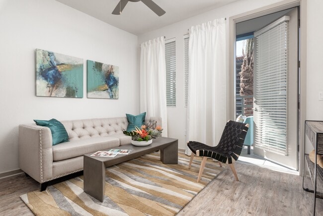 Norte Town Lake Apartments