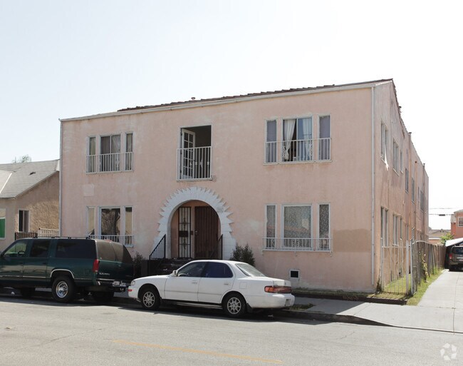 Photo - 7004 Middleton St