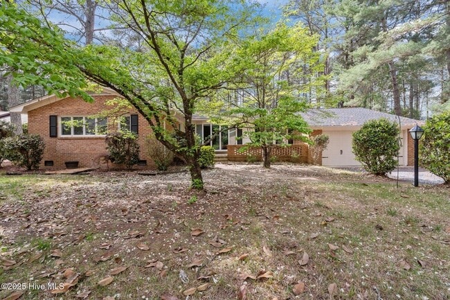 Photo - 185 Pine Ridge Dr