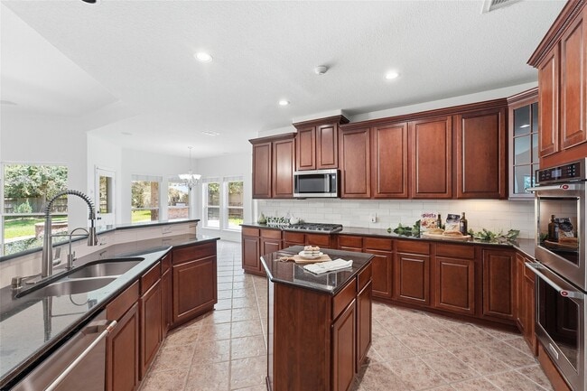 Photo - 58 N Scribewood Cir