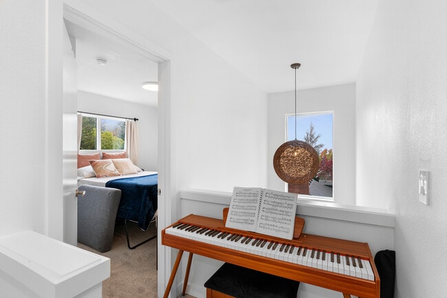 Photo - 3590 SW Patton Rd