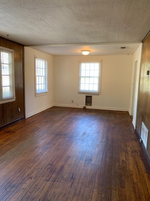Photo - 1717 Clover Dr