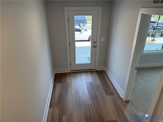 Photo - 9435 Alquist St