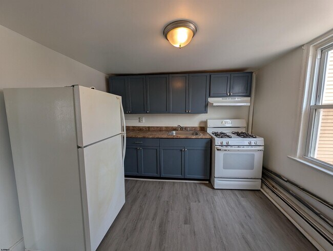 Photo - 203 N South Carolina Ave Unit 3