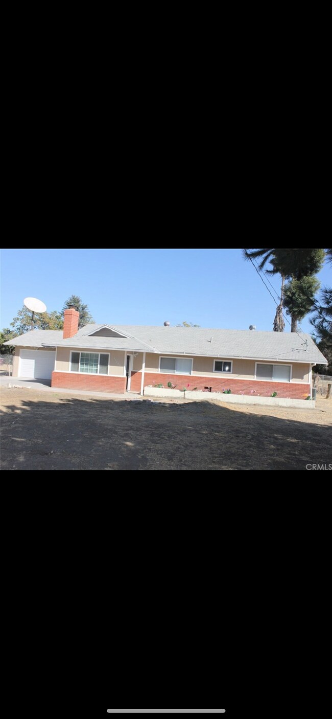 Photo - 25882 Soboba St Casa