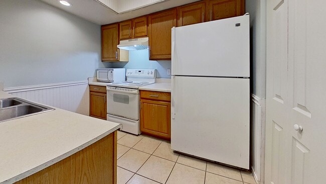 Photo - Beautiful townhomw in Mayport Landing!