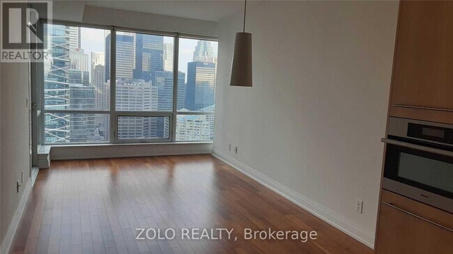 Photo - 80 John St Unit 3710