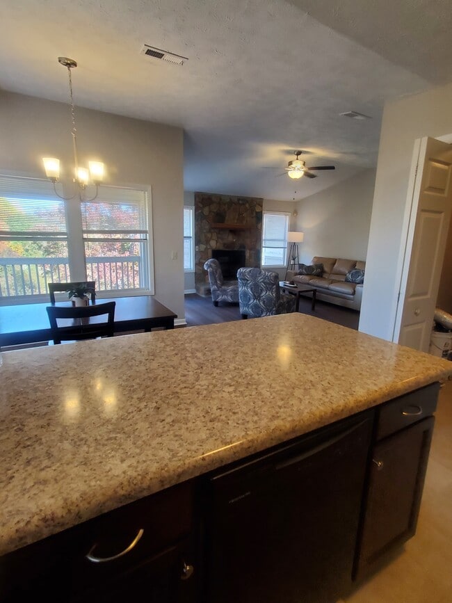 Photo - 6748 Willowbrook Dr Unidad 3 Bd Condo
