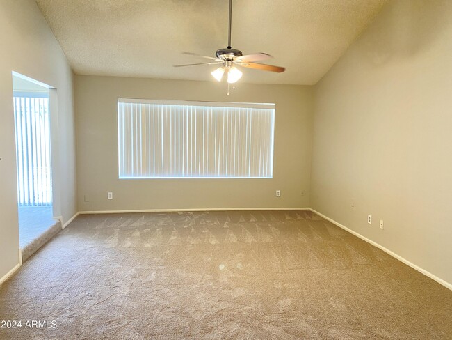 Photo - 5807 W Shangri La Rd