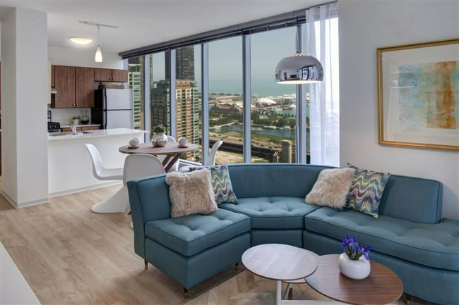 Photo - 336 E Wacker Dr Rental