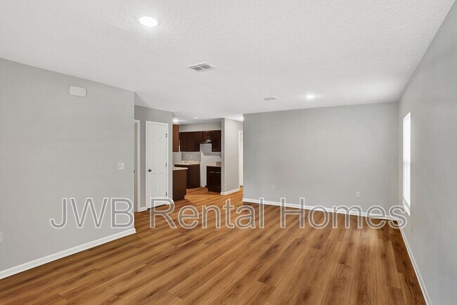 Photo - 2335 Broadway Ave