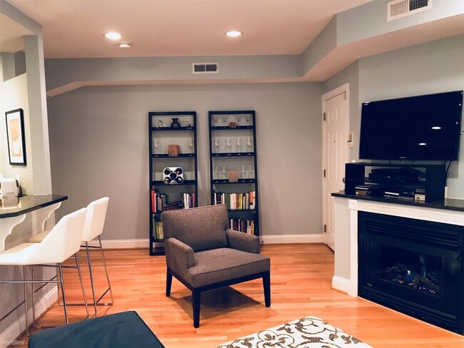 Photo - 2 br, 2 bath Condo - 1826 13th Street Nort...