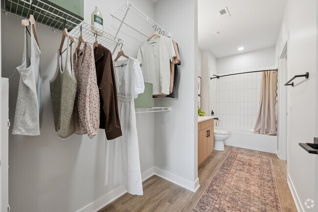 The Marie 1BR, 1BA - 665SF - Closet
