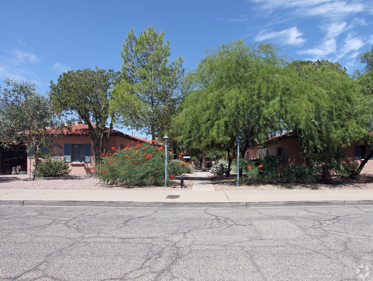 Photo - Forgeus Village Apartments