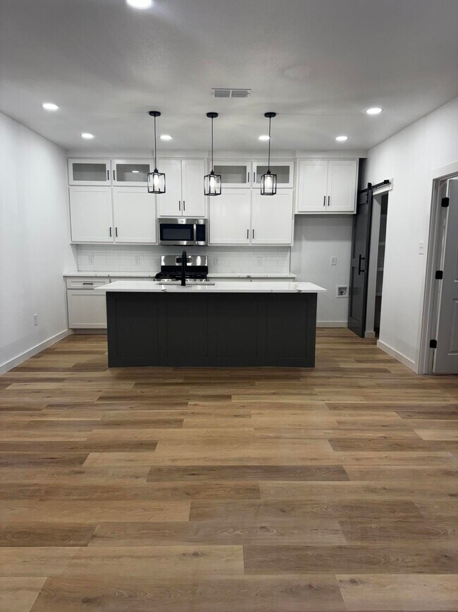Photo - 1207 Corpus Ave