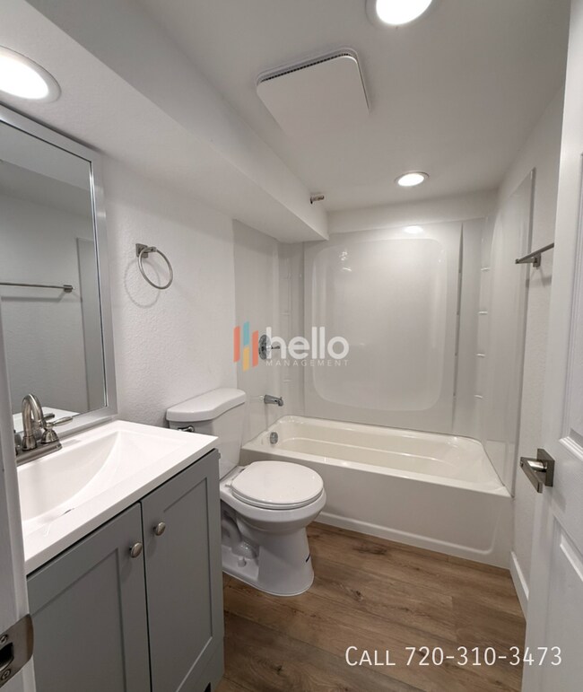 Photo - 5280 E Warren Ave Unit 5272