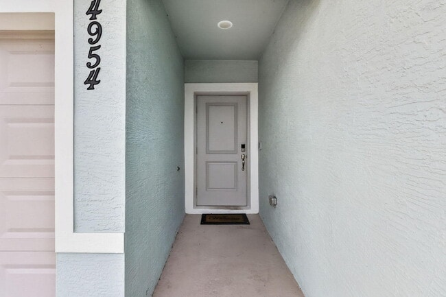 Photo - 4954 Armina Pl