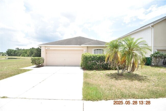 Building Photo - 30634 Birdhouse Dr
