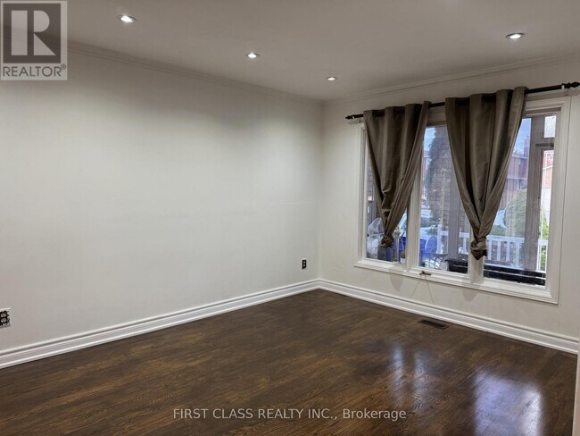 Photo - MAIN 11 HAZELMERE DRIVE