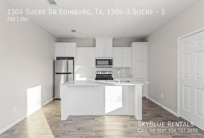 Building Photo - 1304 W Sucre Dr Unit 3