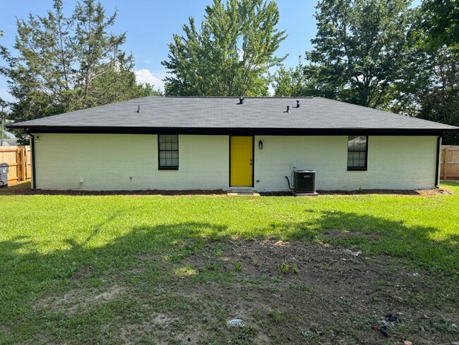 Photo - 95 Grove Creek Dr