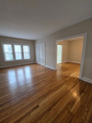 Building Photo - 916 Reba Pl Unit 830 Reba Pl 3N Rental