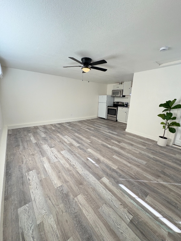 Photo - 4346 Keeler Ave